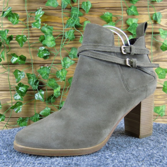 Cole Haan Grand.OS Olive Green Suede Heeled Buckle Ankle Booties Women's 8 B - Picture 1 of 9